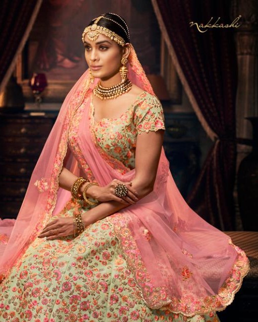 Dusty Pink Colour NAKKASHI SAADGI Heavy Designer Bridal Wedding Wear Latest  Lehenga Choli Collection 5195 - The Ethnic World