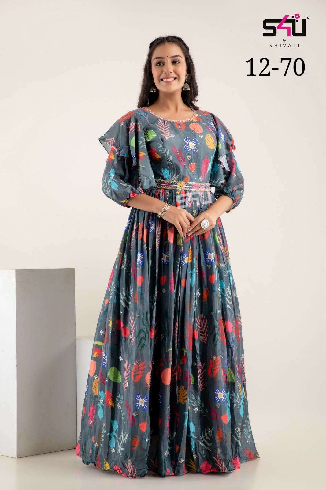 Plain Sober But Good Looking Black Net Gown Bollywood Style Girls Western  Dress | eBay