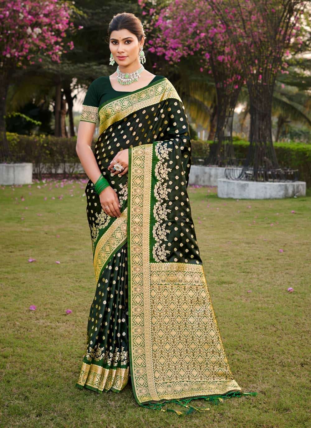 Bunawat Shiv Kamini 1001 To 1004 Funtcion Wear Fancy Silk Saree Wholesalers