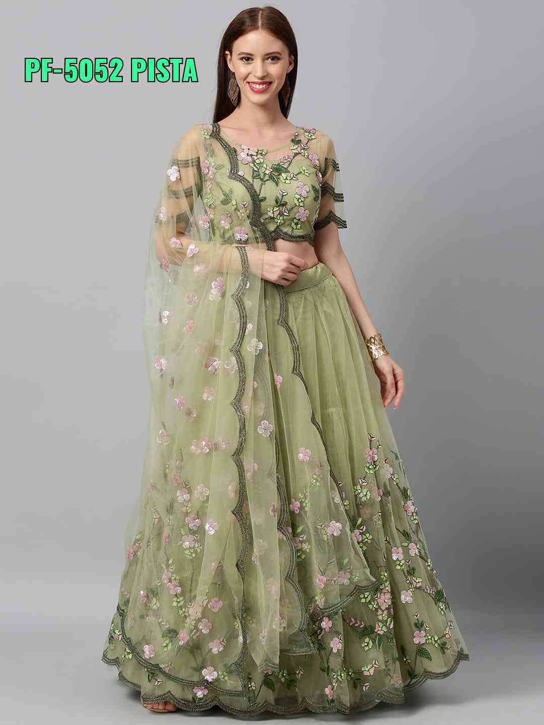 Cheapest Designer Lehenga For Bride & Bridesmaid Under 6000 | Bollywood  Style Lehenga Chandni Chowk - YouTube