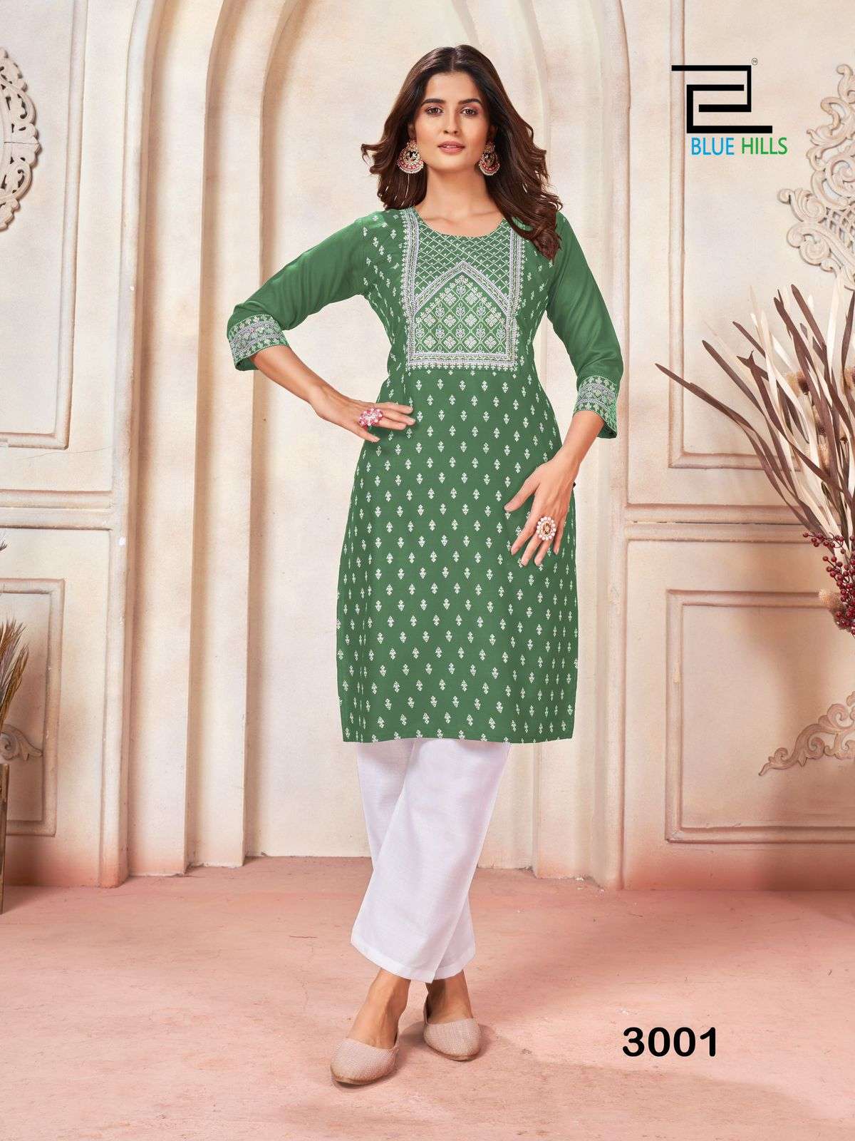 Laxmipati Bombay Velvet Peacock Green Straight Kurti Have Fancy Neckli –  Laxmipati Sarees | Sale