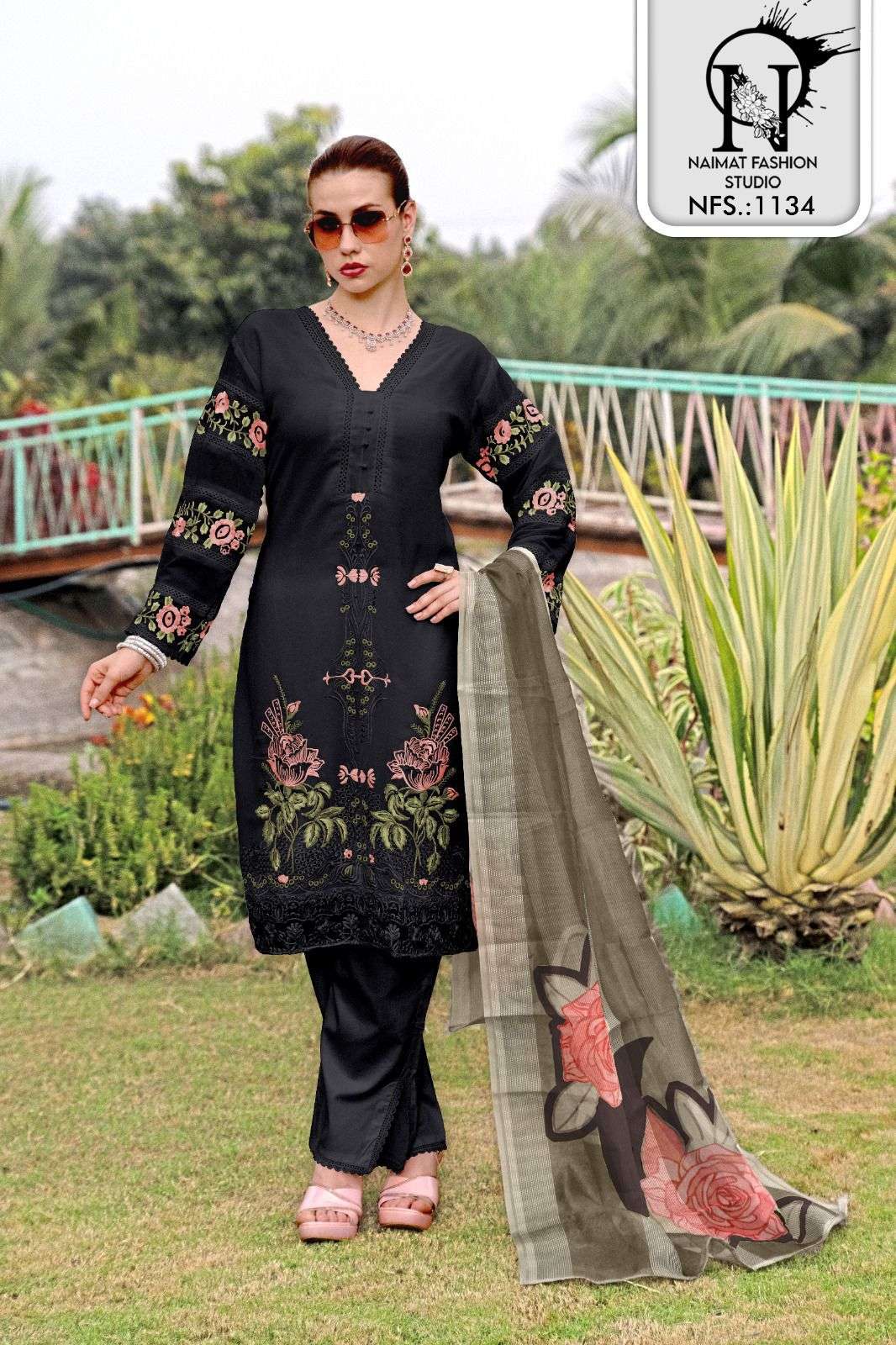 Naimat Nfs 1134 Readymade Pakistani Suit Catalog Wholesale
